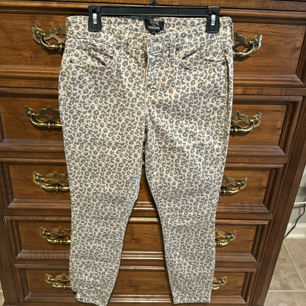 NYDJ x Chico’s Animal-Print Flawless Contour Skinny Ankle Jeans Size 4